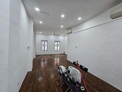 River Valley Road (D9), Office #480500951